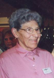 Antoinette RIEM, Présidente nationale suisse de l'A.E.A.
